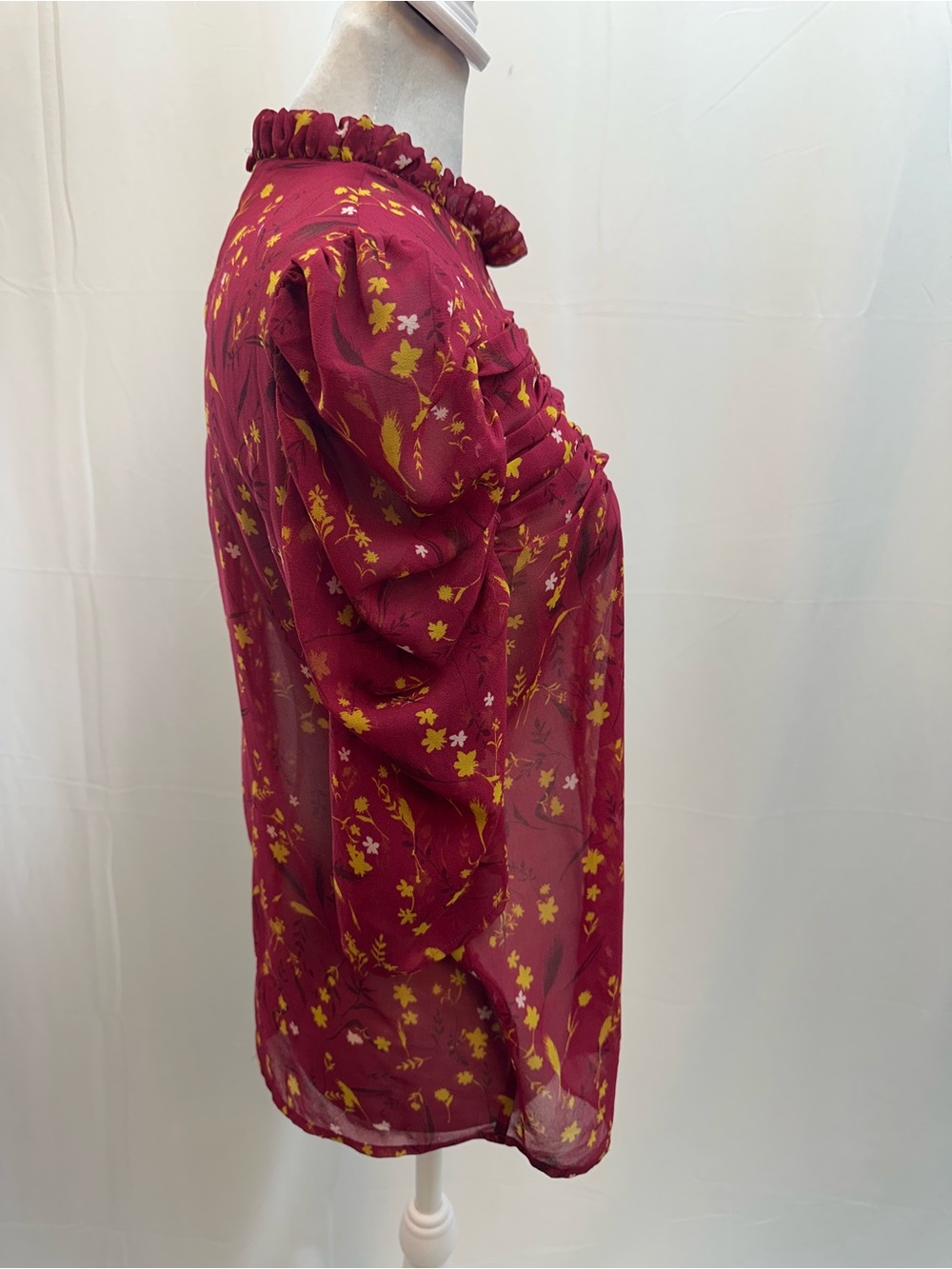 Chelsea28 Burgundy Floral Pintuck Ruffled Sheer Blouse S - Picture 3 of 4
